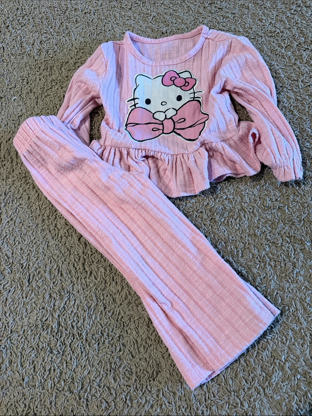 Hello Kitty Light Pink Ribbed Girls outfit with Bow